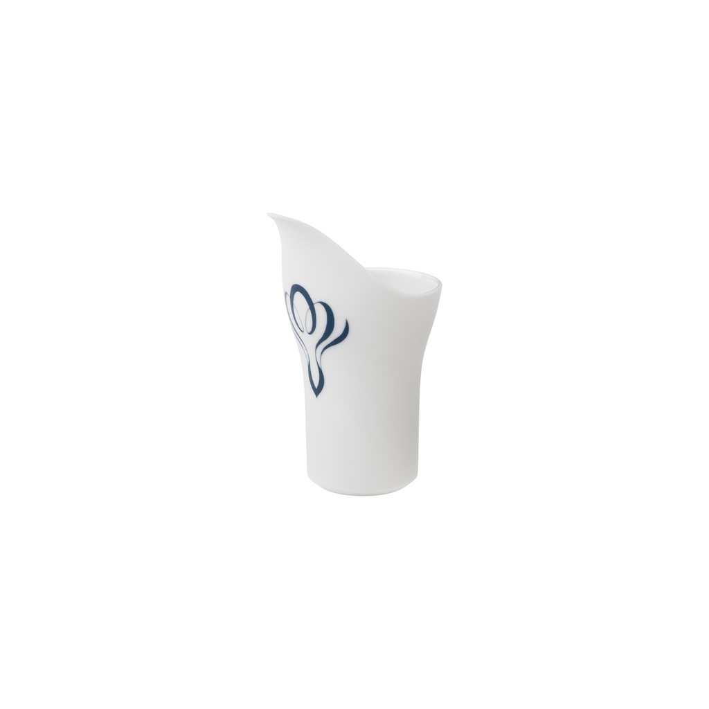 Pouring Jug, Medium